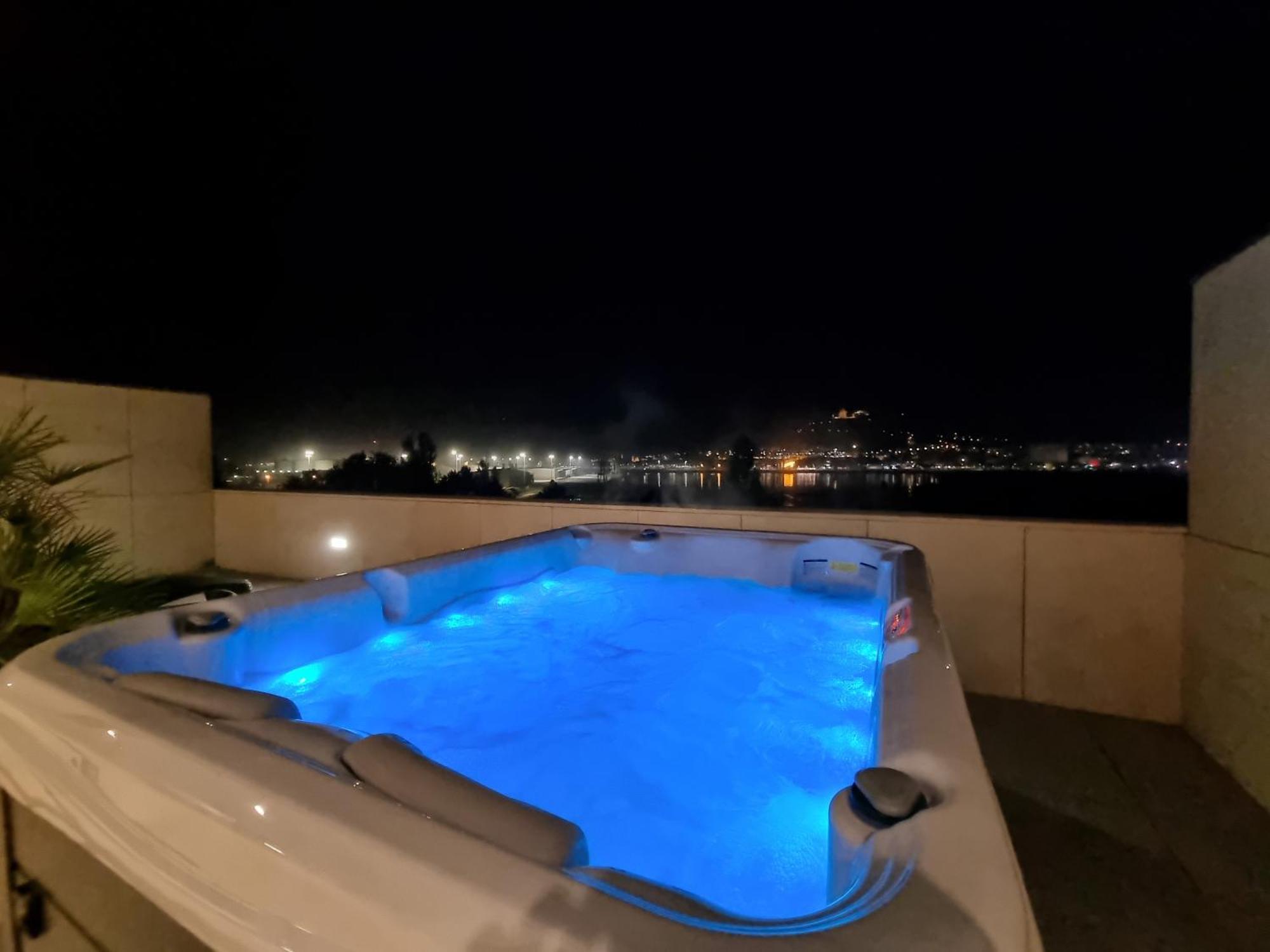 River Town View- Terraço com Jacuzzi Privado e Vista Rio Viana do Castelo Exterior foto